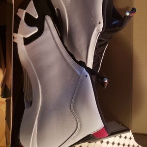 Deadstock Jordan Retro 14 Black Toe